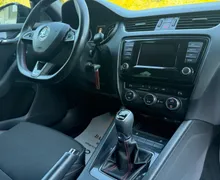 Zunanja slika - Škoda Octavia - Combi 2.0 TDI RS 184PS BI-XENON PANORAMA - 15 - Predogledna slika