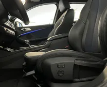 Notranja slika - BMW serija 1: - 118i |M-Sport|Led|Kamera|PDC|Ambient|Virtual| - 8 - Predogledna slika
