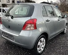 Zunanja slika - Toyota Yaris - 5V 1.4 D4-D Terra+ - 5 - Predogledna slika