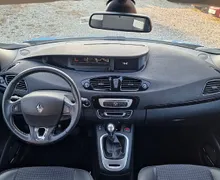 Zunanja slika - Renault Scénic - Grand Scenic 1.2 TCe Bose Edition - HITRI KREDIT BREZ POLOGA - 8 - Predogledna slika
