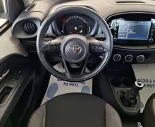 Zunanja slika - Toyota Aygo - 1.0 X-PLAY ALLOYS TOUCH •SLO•KAMERA•ACC• - 12 - Predogledna slika