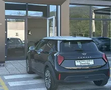 Zunanja slika - MINI Cooper - 1.Lastnik°°SLO°°+ 4x M+S org.platišča°°Kamera°°HUD - 3 - Predogledna slika
