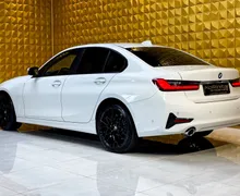 Notranja slika - BMW serija 3: - 320d xDrive AUT.-KAMERA-GRETJE-EL PRTLJAZNIK - 7 - Predogledna slika