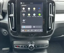 Notranja slika - Volvo XC40 - B3 P Core DCT... - 17 - Predogledna slika