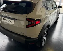 Zunanja slika - Dacia Duster - Tce 140 Journey-MY REVISION 4 LETA 80.000KM - 5 - Predogledna slika