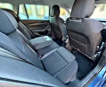 Notranja slika - Škoda Octavia - Combi 2.0 TDI DSG-VIRTUAL-LED-AMBIENT-1.LASTNIK - 9 - Predogledna slika