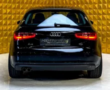 Notranja slika - Audi A3 - 2.0 TDI AUT.-ALCANTARA-TEMP-BI XENON - 10 - Predogledna slika