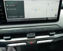 Zunanja slika - KIA EV3 - 58.3 kWh baterija. 150 kW  204 KM  Sky NA ZALOGI - 10 - Predogledna slika