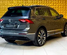 Notranja slika - Volkswagen Tiguan - 2.0 TDI 4MOTION AUT. R LINE-LED-GRETJE-NAVI - 11 - Predogledna slika