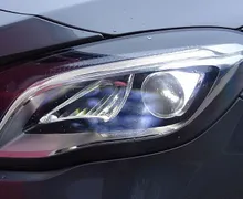 Zunanja slika - Mercedes-Benz GLA-Razred - GLA 180 AVT.-122KM - KOT NOV -NAVI-GRETJE SEDEŽEV - 18 - Predogledna slika