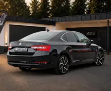 Zunanja slika - Škoda Superb - 2.0 TDI DSG•LIMO•ACC•NAVI•KAMERA•KLJUKA•ATRAKTIVEN - 6 - Predogledna slika