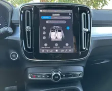 Notranja slika - Volvo XC40 - B3P Core Avt. - 19 - Predogledna slika