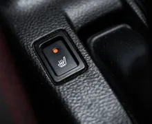 Zunanja slika - Suzuki Swift - 1.6 Sport - Xenon - Ogrevanje sedežev - Keyless - 20 - Predogledna slika