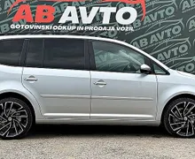 Zunanja slika - VW Touran - 1.6 TDI BMotion DSG Highline 77kW+7SEDEŽEV+ALU+TOP - 4 - Predogledna slika