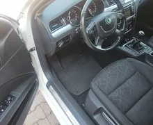 Zunanja slika - Škoda Superb - Combi 2.0 TDI 140ks °2-LASTNIK°  °TEMPOMAT° °PDC° - 8 - Predogledna slika