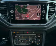 Notranja slika - Volkswagen T-Roc - 1.5 TSI-DSG-VIRUTAL-FUL LED-NAVI-KAMERA-ACC-F1- - 12 - Predogledna slika