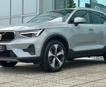 Zunanja slika - Volvo XC40 - B3 P Core AT DCT 3 leta garancije + 3 servisi - 1 - Predogledna slika
