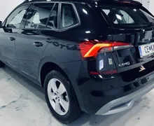 Zunanja slika - Škoda Kamiq - Active 1.0 TSI-SAMO 56000KM-LED-PDC-GRETJE SEDEŽ - 4 - Predogledna slika