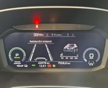 Zunanja slika - Audi Q3 - 45 TFSI-e S tronic 180 245 Design -LED-NAVI-ACC- - 5 - Predogledna slika