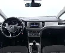 Notranja slika - Volkswagen Golf - Sportsvan 1,6 TDI BMT R-Line Edition - 7 - Predogledna slika