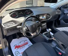 Notranja slika - Peugeot 308 - SW 1.2 i -SLOVENSKI-DIGI.KLIMA-ALU-PDC-VELIK ZASLO - 12 - Predogledna slika