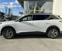 Zunanja slika - Peugeot 5008 - ALLURE HIBRID 145 e-DCT - 3 - Predogledna slika