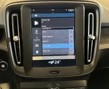 Zunanja slika - Volvo XC40 - T3 AUT Momentum - 11 - Predogledna slika