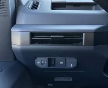 Notranja slika - KIA PV5 - Quantum 71.2 kWh baterija 120 kW 163 KS - 11 - Predogledna slika