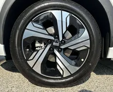 Notranja slika - Geely EX5 - MAX - 9 - Predogledna slika