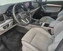 Notranja slika - Audi Q5 - 35 TDI Advanced S tronic - 7 - Predogledna slika