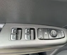 Notranja slika - KIA Sportage - 2WD 1.6 CRDI EX Fresh ISG DCT - 12 - Predogledna slika