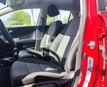 Zunanja slika - KIA Stonic - 1.2 DPI 57.9 kW  79 KM  LX Urban+ M T - 4 - Predogledna slika