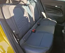 Zunanja slika - Jeep Avenger - 1.2 E-DCT6 MHEV 110 ALTITUDE + ZIMSKI BON - 13 - Predogledna slika