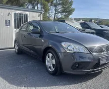Zunanja slika - KIA Ceed - 1.4 benc. NA KREDIT BREZ POLOGA - 3 - Predogledna slika