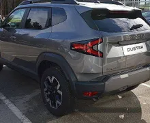 Zunanja slika - Dacia Duster - hybrid 155 Extreme-MY REVISION 4 LETA 80.000KM - 5 - Predogledna slika