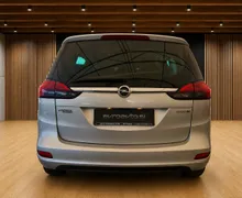 Notranja slika - Opel Zafira - Tourer 1.4 Turbo Brez pologa do 7 let - 12 - Predogledna slika
