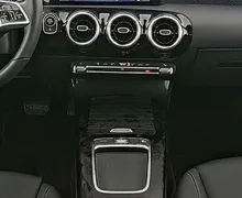 Zunanja slika - Mercedes-Benz A-Razred - 180 MHEV AVT-KAMERA-DAB-APPLE-LED-GRETJE-VIDEO - 4 - Predogledna slika