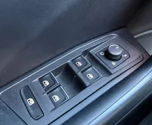 Notranja slika - Volkswagen T-Roc - 1.0 TSI Style 1.Lastnik SLO - 9 - Predogledna slika