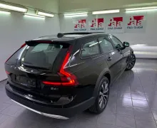 Zunanja slika - Volvo V90 - 2.0 DIZEL 145 KW.PANORAMA.KAMERA.LED.ACC.USNJE.4X4 - 3 - Predogledna slika