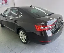 Zunanja slika - Škoda Superb - 2.0 TDI Active DSG.LIMO.KAMERA.NAVI.SAMO 85.000 KM - 16 - Predogledna slika