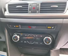 Notranja slika - Mazda Mazda3 - CD150 Revolution USNJE-PDC-LED-ALU-GRETJE SEDEŽE.. - 10 - Predogledna slika