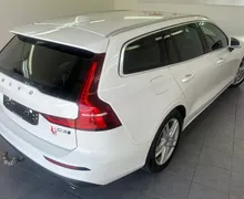 Zunanja slika - Volvo V60 - D3 Momentum Pro Avt+4 ALU.USNJE.NAVI.4X4.TOP - 1 - Predogledna slika