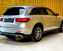 Notranja slika - Mercedes-Benz GLC-Razred - GLC220d 4MATIC AMG Line-KAMERA-GRETJE-F1... - 11 - Predogledna slika