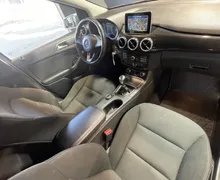 Zunanja slika - Mercedes-Benz B-Razred - B200CDI-NAVIGACIJA-TEMPOMAT-MULTIFUNKCIJA-KAMERA - 13 - Predogledna slika