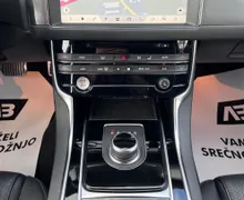 Zunanja slika - Jaguar XF - 2.0d+AWD+1.LAST+SLO+SAMO 66.507 km+ACC+KEYLESS GO - 12 - Predogledna slika