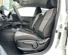 Notranja slika - KIA Stonic - 1.0 T-GDi LX Life M T... - 10 - Predogledna slika