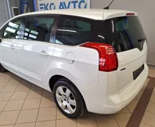 Notranja slika - Peugeot 5008 - ACTIVE 1.6 HDI KREDIT BREZ POLOGA ODLIČNO OHRANJ - 9 - Predogledna slika