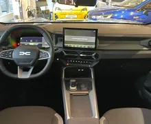 Zunanja slika - Dacia Bigster - Hybrid 155 Journey - 10 - Predogledna slika