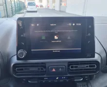 Notranja slika - Opel Combo - XL 1.5 HDI 96KW - VLEČNA KLJUKA - ODLIČEN - 9 - Predogledna slika