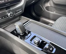 Zunanja slika - Volvo XC60 - B5P  Core AT AWD 3 leta garancije + 3 servisi - 12 - Predogledna slika